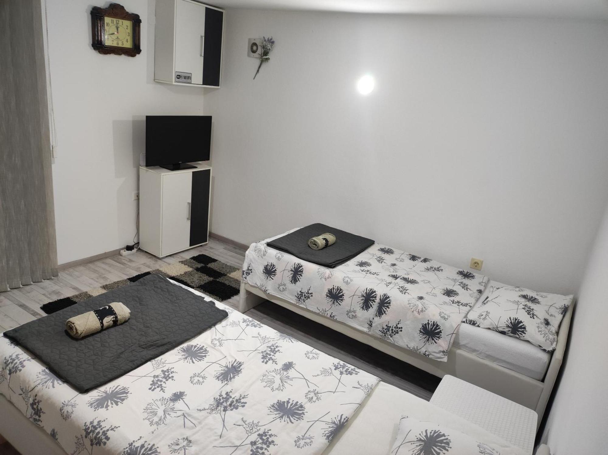 Apartment Neo Bihac Exterior photo